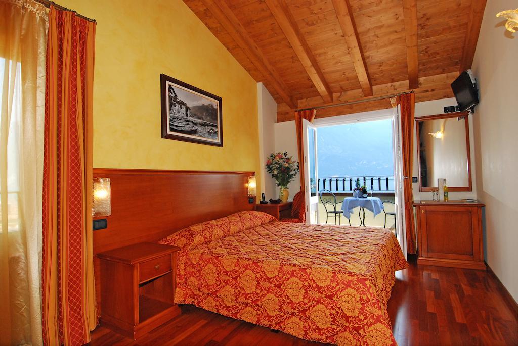 Albergo Ristorante Montebaldo Лімоне-суль-Гарда Номер фото