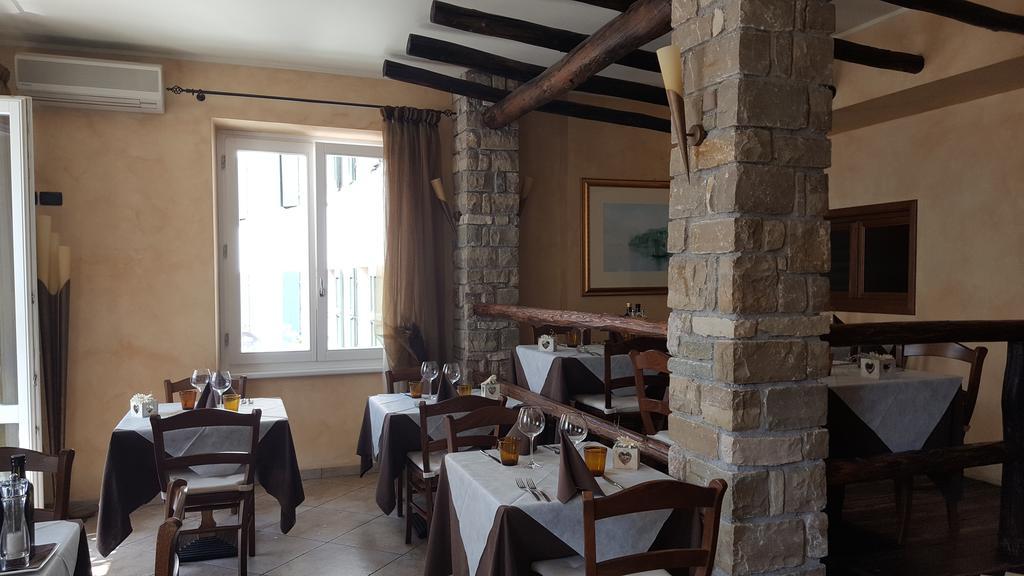 Albergo Ristorante Montebaldo Лімоне-суль-Гарда Екстер'єр фото